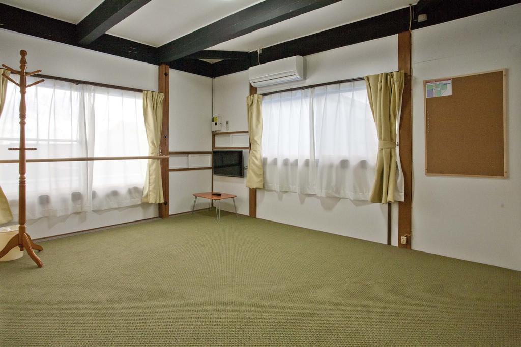Dormitory Sandanya Guesthouse Shirahama Buitenkant foto